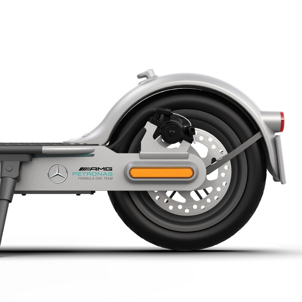 Xiaomi Mi Pro 2 Mercedes AMG F1